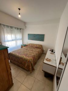 departamento en venta en rosario barrio españa y hospitales con 3 dormitorios y balcón rosario centro y sur - momblanc inmobiliaria